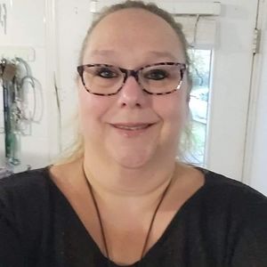 Meet your Posher, Gina